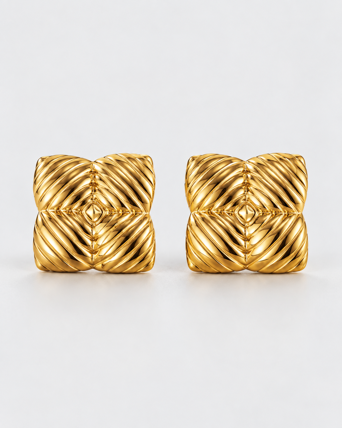 Herlux Éclat Studs