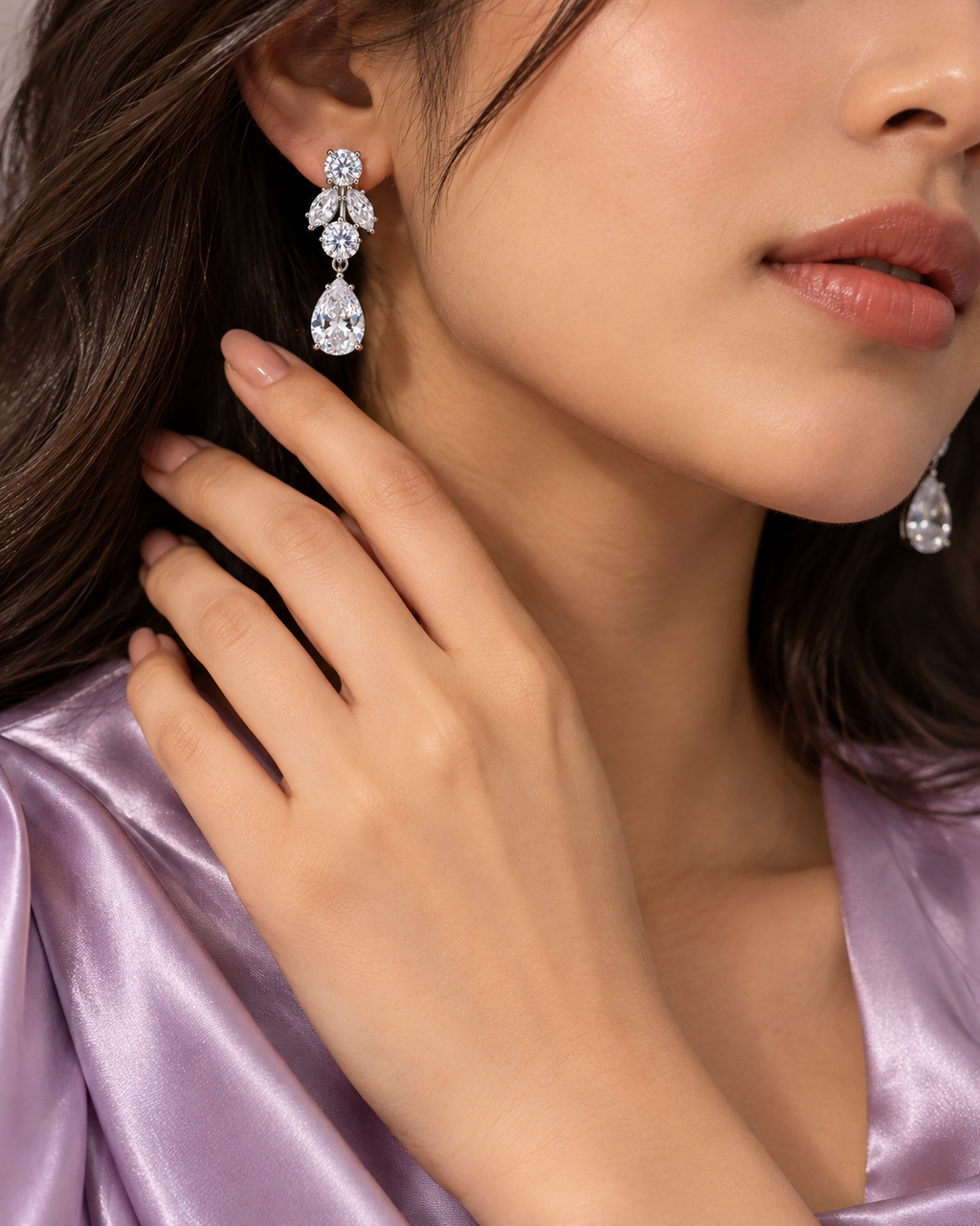 Herlux Éclat Cascade Earrings